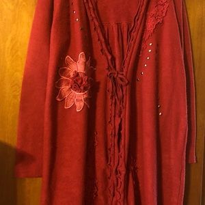 Beautiful long vintage sweater.